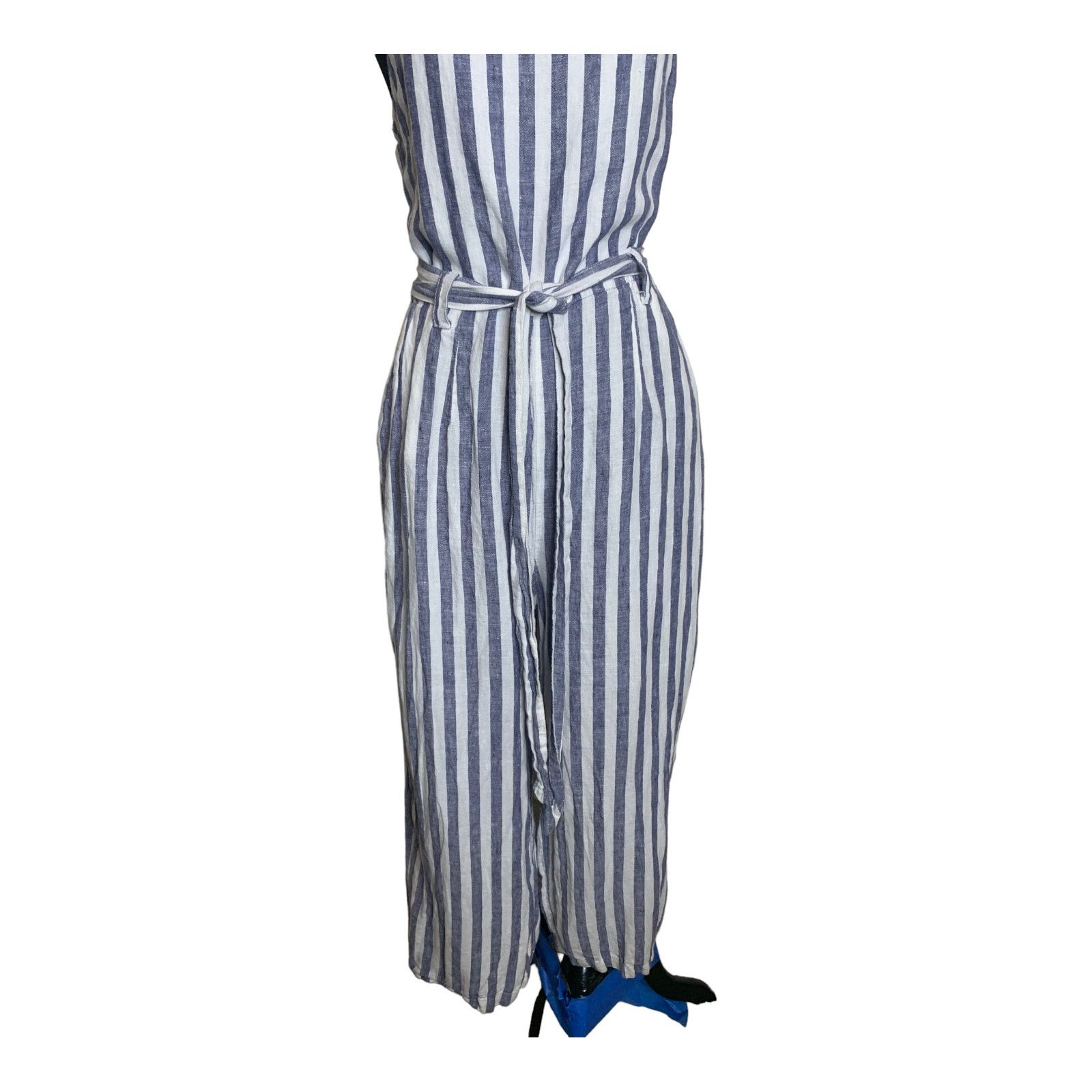Rachel Zoe RACHEL ZOE Blue Linen Striped cropped Jumpsuit size 4 Size 27" / US 4 / IT 40 - 6 Thumbnail
