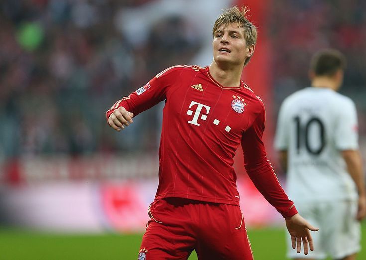 Adidas BAYERN ADIDAS 2011/2013 FOOTBALL HOME SHORTS #39 KROOS Size US 30 / EU 46 - 9 Thumbnail