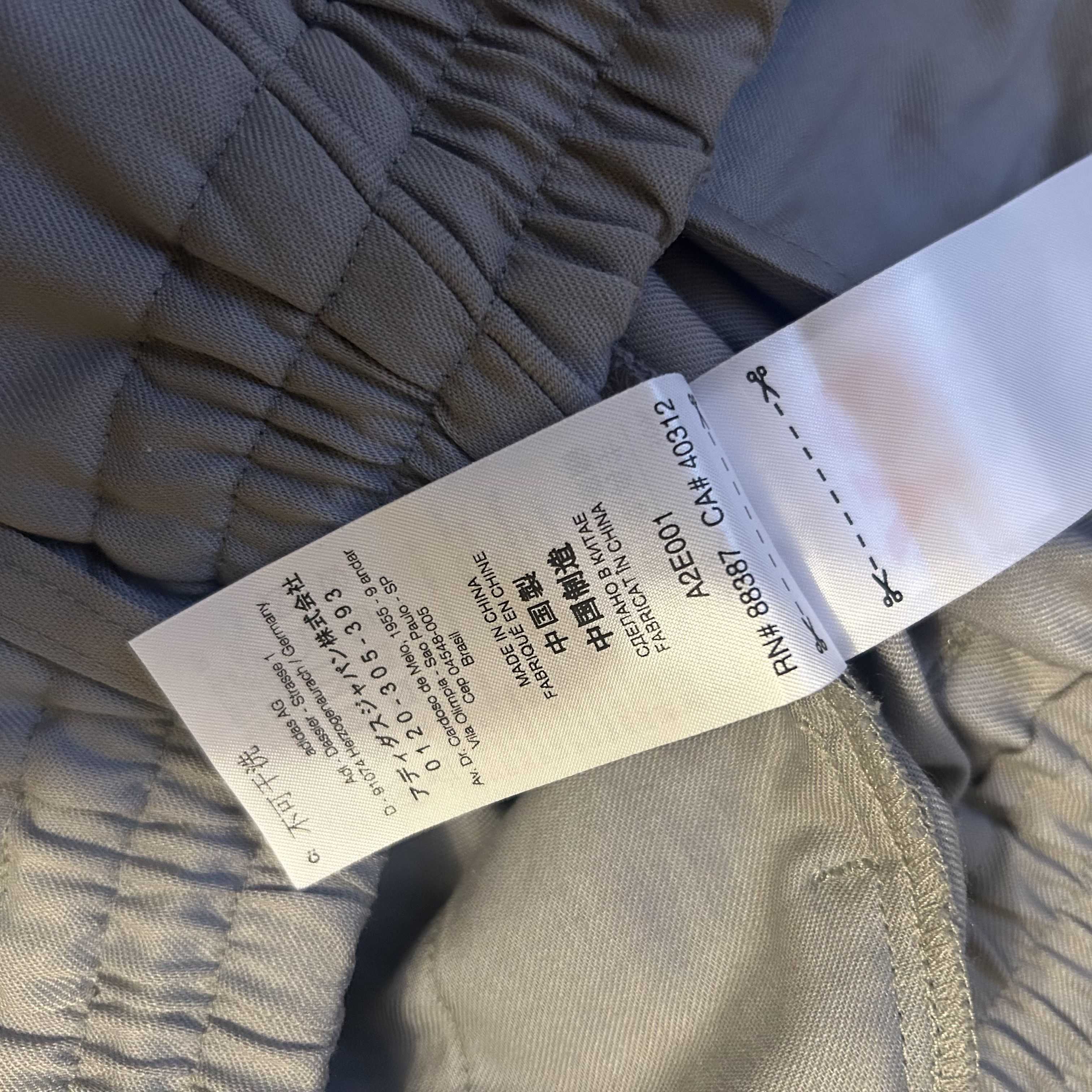 Y-3 × Yohji Yamamoto Y-3 Refined Woven Cuffed Tracksuit Bottoms, Grey Medium Size US 33 - 8 Thumbnail