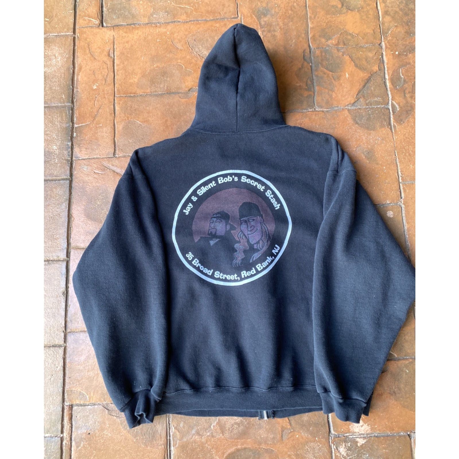 Fruit Of The Loom Jay & Silent Bob's Secret Stash Full Zip Hoodie Sweatshirt XL Comics Mens Size US XXL / EU 58 / 5 - 2 Thumbnail