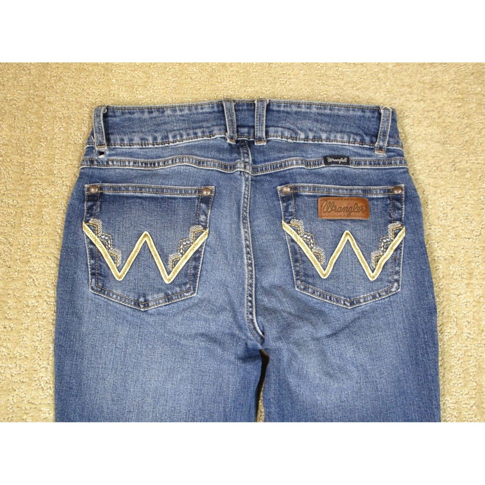 Wrangler Wrangler Jeans Women blue Mid Rise Bootcut Denim 5-Pocket 32in Inseam Regular Fit Cowboy Style Jeans Women Size 28" / US 6 / IT 42 - 4 Thumbnail