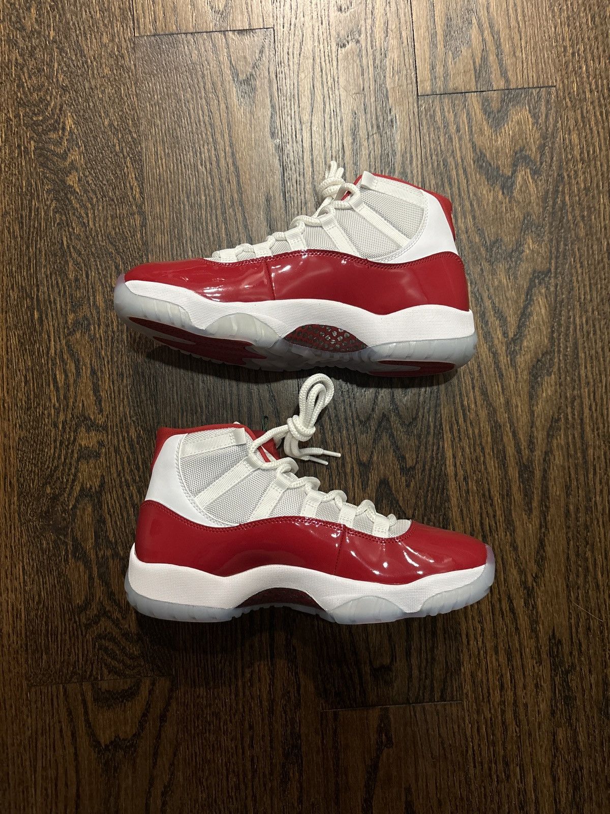 Jordan Brand × Nike Air Jordan 11 Retro “Cherry” Size US 9 / EU 42 - 2 Thumbnail
