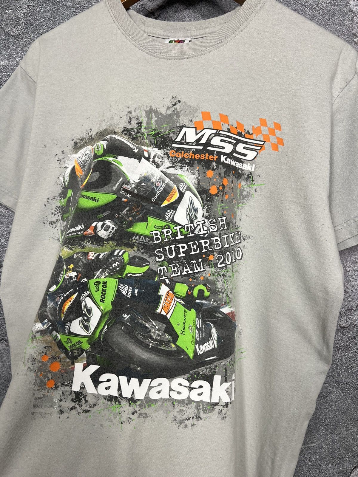 Vintage Vintage 2010 Kawasaki British Superbike Team T-shirt Tee Size US M / EU 48-50 / 2 - 5 Thumbnail