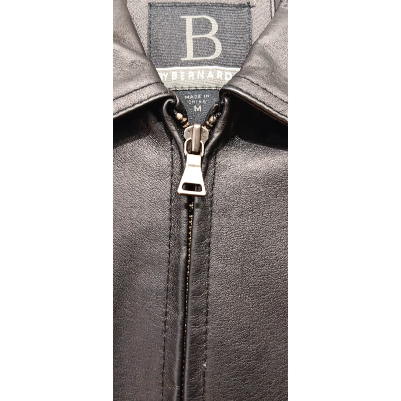 Vintage Bernardo Leather Jacket Women's Black Size M Full Zip Pockets Short Lightly Used Regular Fit Size M / US 6-8 / IT 42-44 - 3 Thumbnail