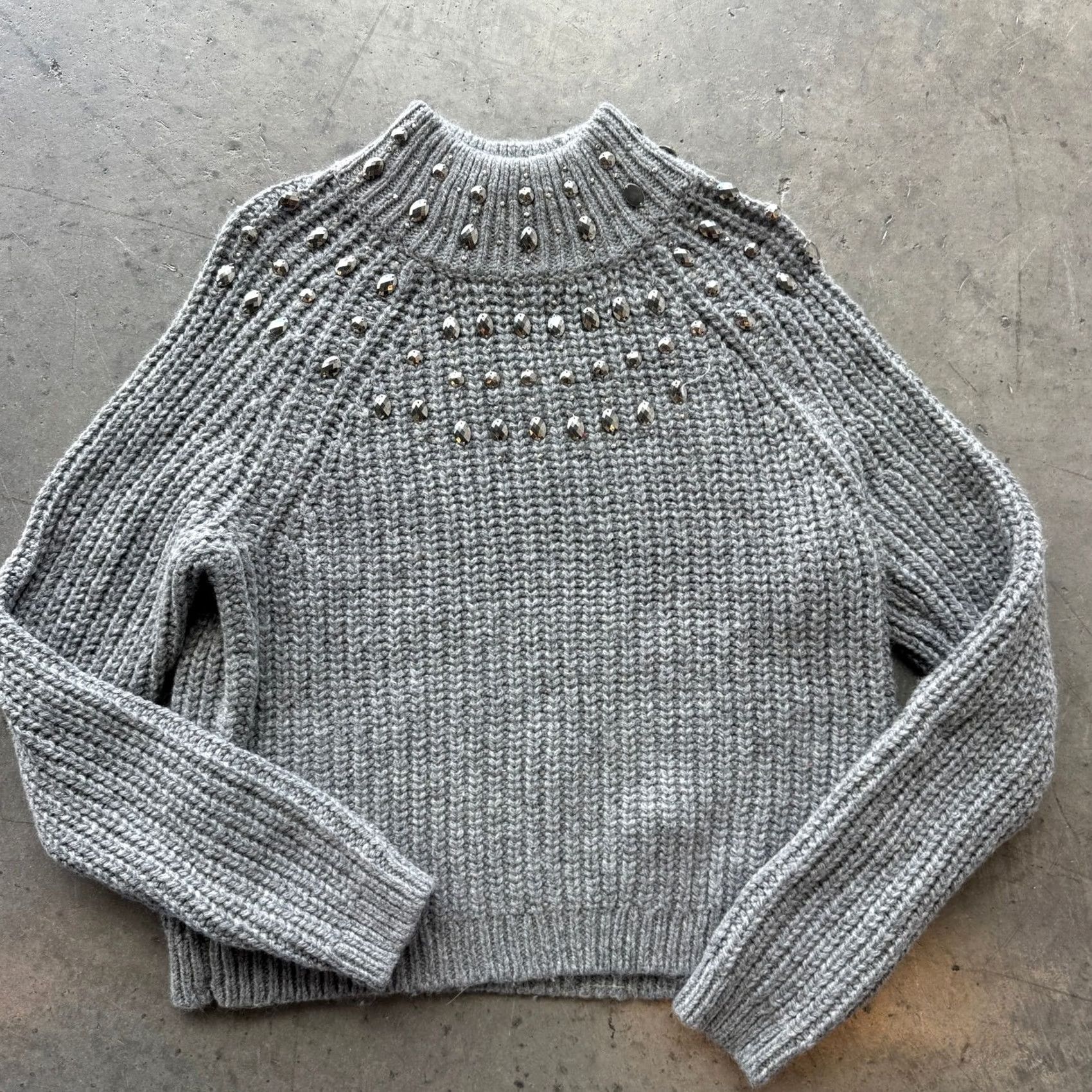 Vintage VINTAGE Y2k Embellished Grey Silver Mock Neck Longsleeve Knit Sweater Large Womens Gray—Pullover Size L / US 10 / IT 46 - 2 Thumbnail