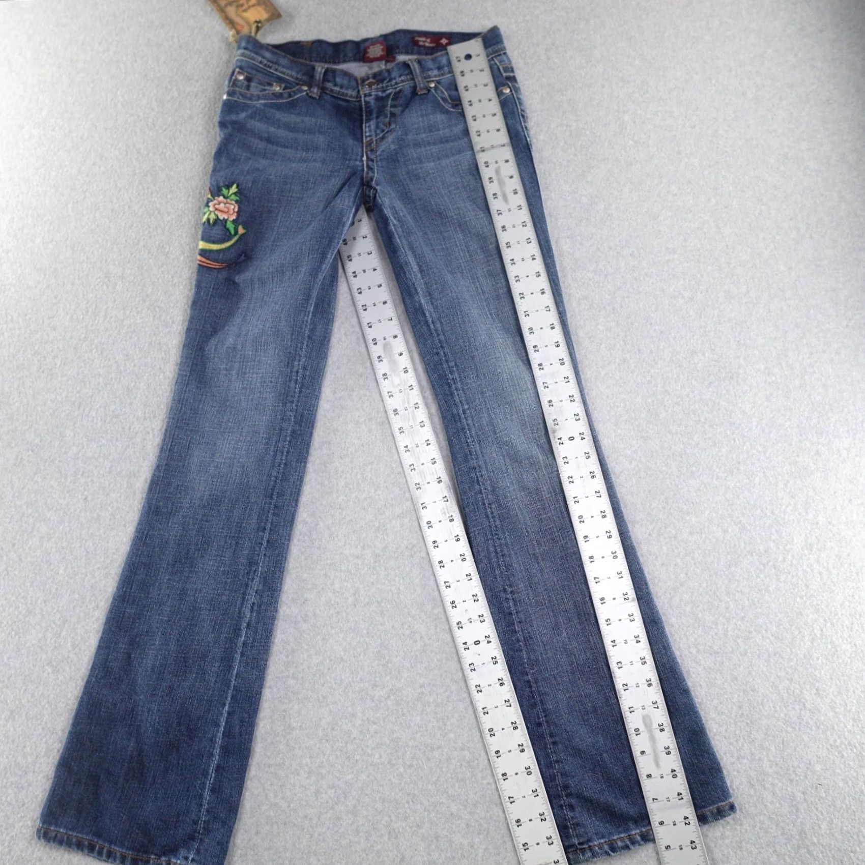 Vintage People of the World Jeans 29 (29X34) Embroidered Peacock Floral Blue Denim 5-Pocket Bootcut Women Adults Jeans Size 29" - 5 Thumbnail