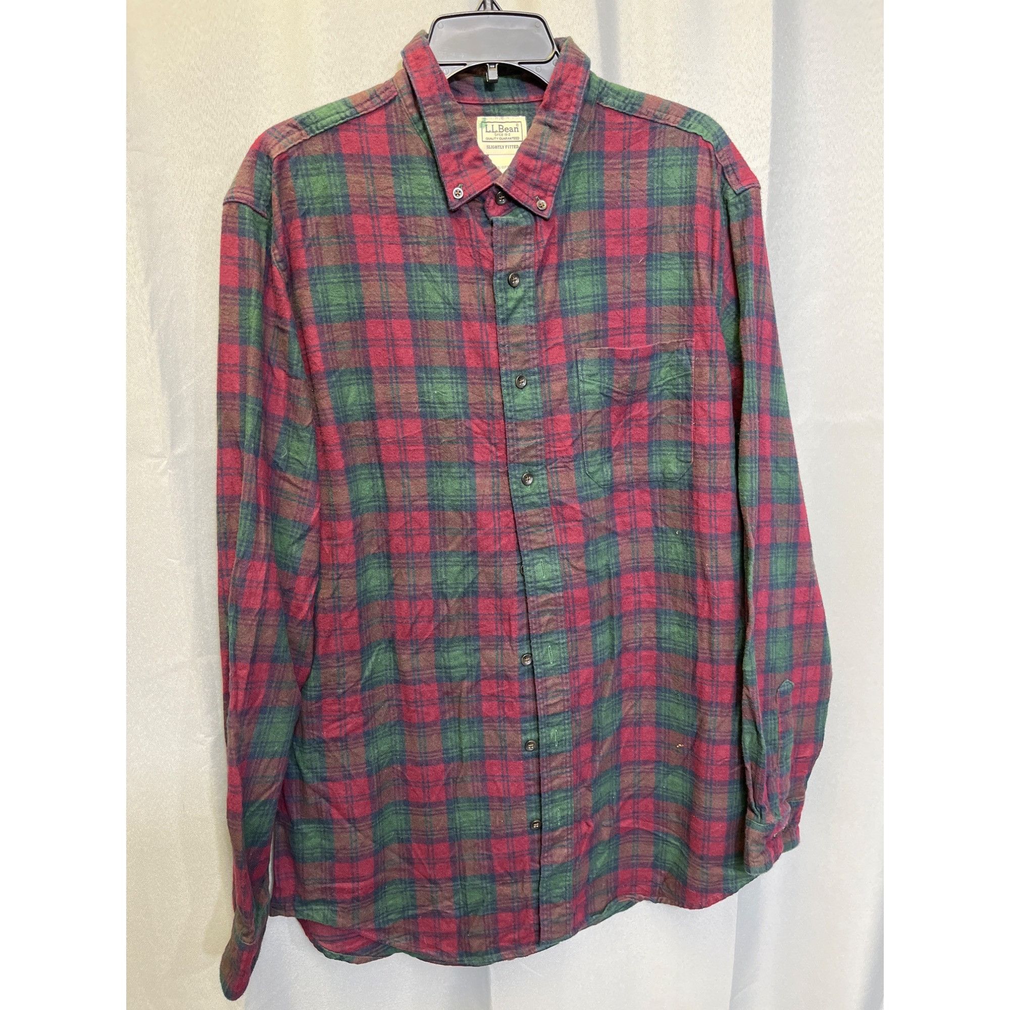 L.L. Bean L.L. Bean SKU 7662 Mens Red and Green Plaid Flannel Shirt Si Size US L / EU 52-54 / 3 - 1 Thumbnail