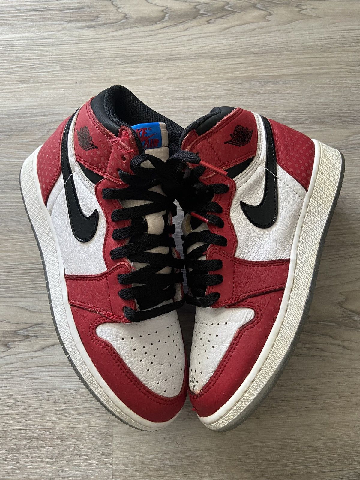 Jordan Brand Jordan 1 High OG Origin Story GS Chicago Size US 6.5 / EU 39-40 - 1 Thumbnail