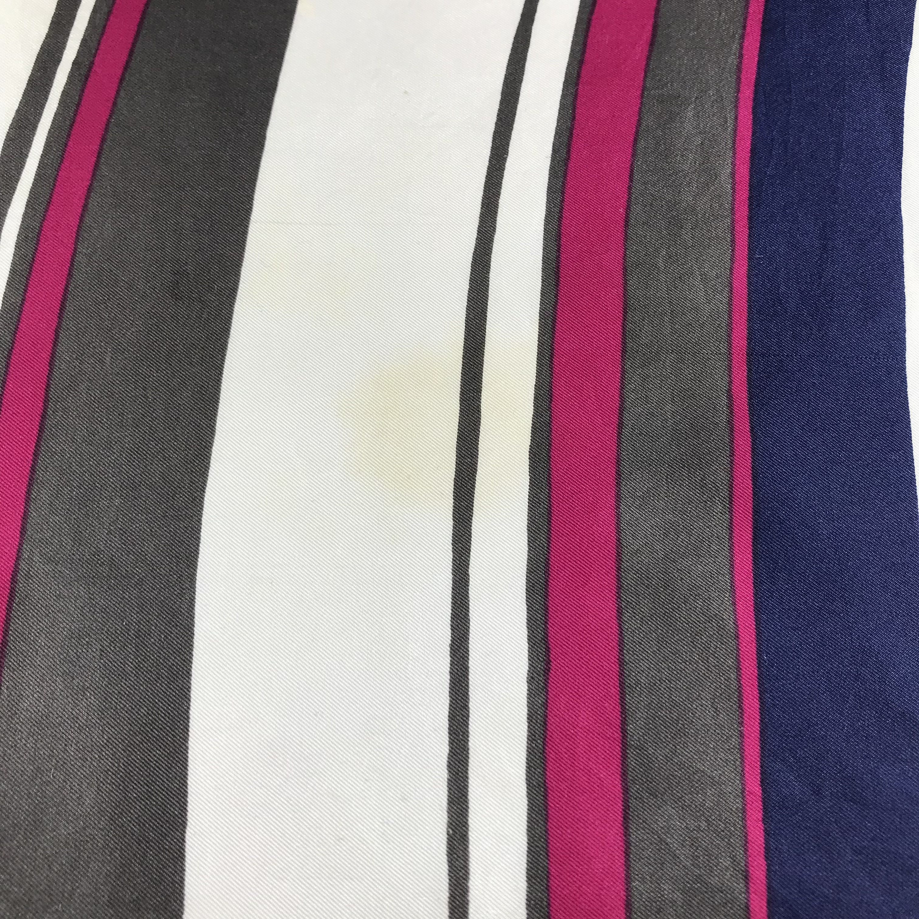 Vintage Vintage Abstract Design Hand Rolled Silk Scarf M189 Size ONE SIZE - 4 Thumbnail