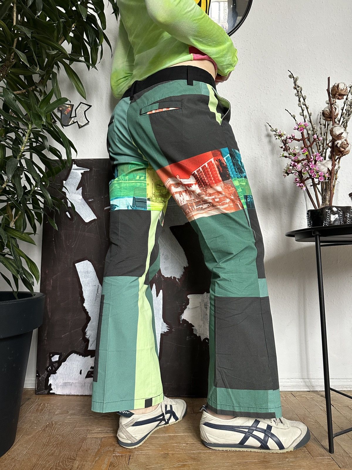 Custo Barcelona Deadstock Graphic Printed Futuristic Custo Barcelona Pants Size 27" / US 4 / IT 40 - 4 Thumbnail