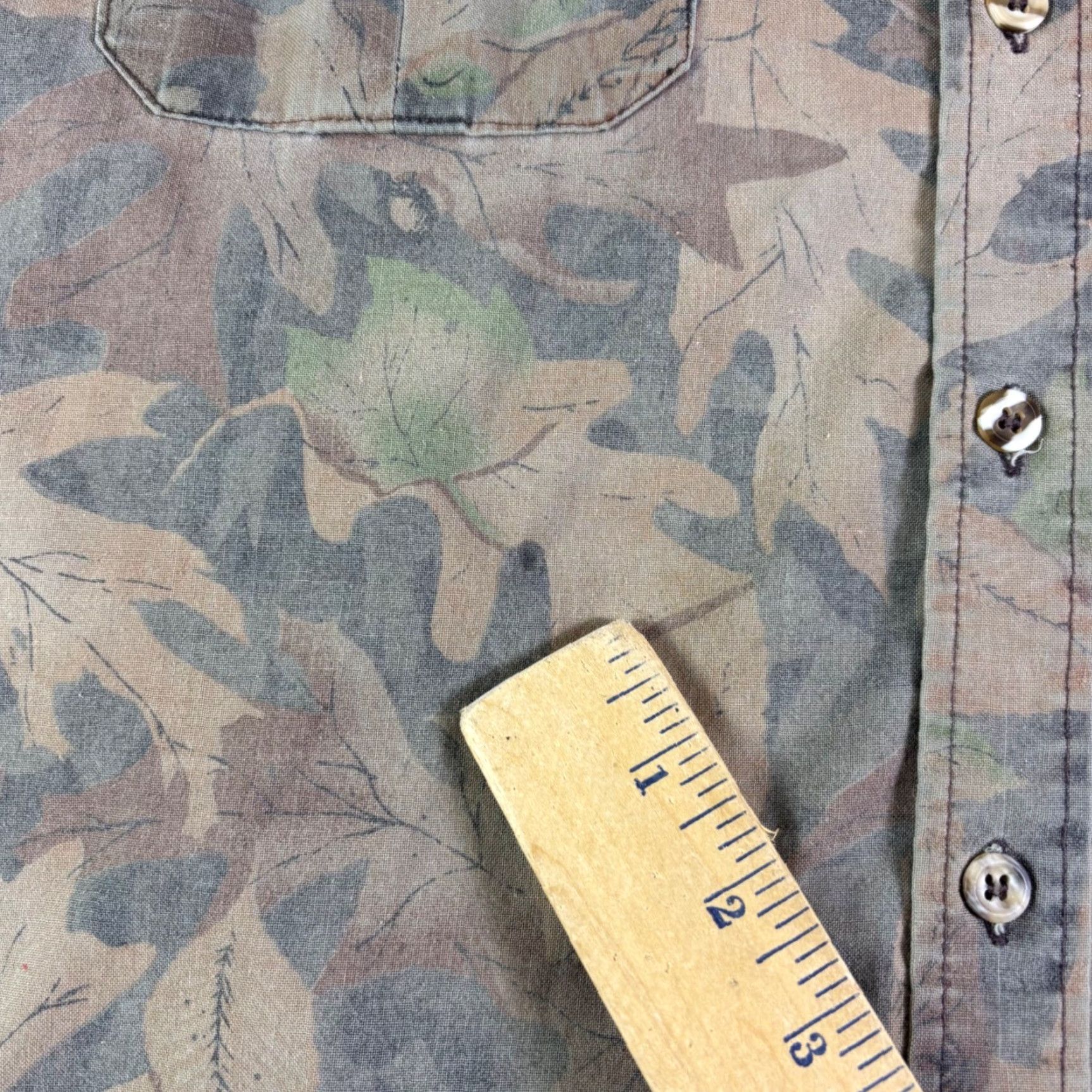 Vintage VINTAGE Kelly Kamo Tru Leaf Camo Long Sleeve Button Up Shirt Mens Pennsylvania Outdoor Camouflage Cotton Blend Brown Fall Winter Size US L / EU 52-54 / 3 - 7 Thumbnail