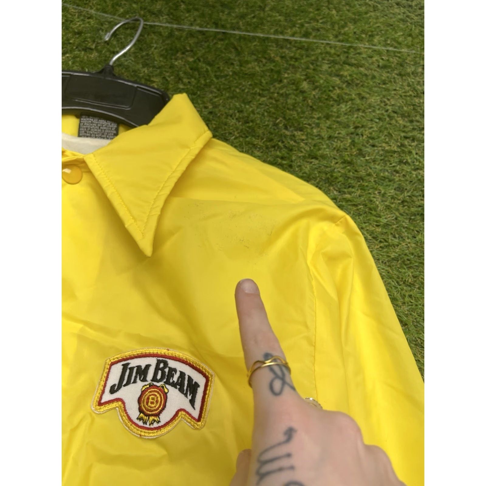 Vintage VINTAGE Hilton Jim Beam Windbreaker Mens M Yellow Jacket Size US M / EU 48-50 / 2 - 7 Thumbnail