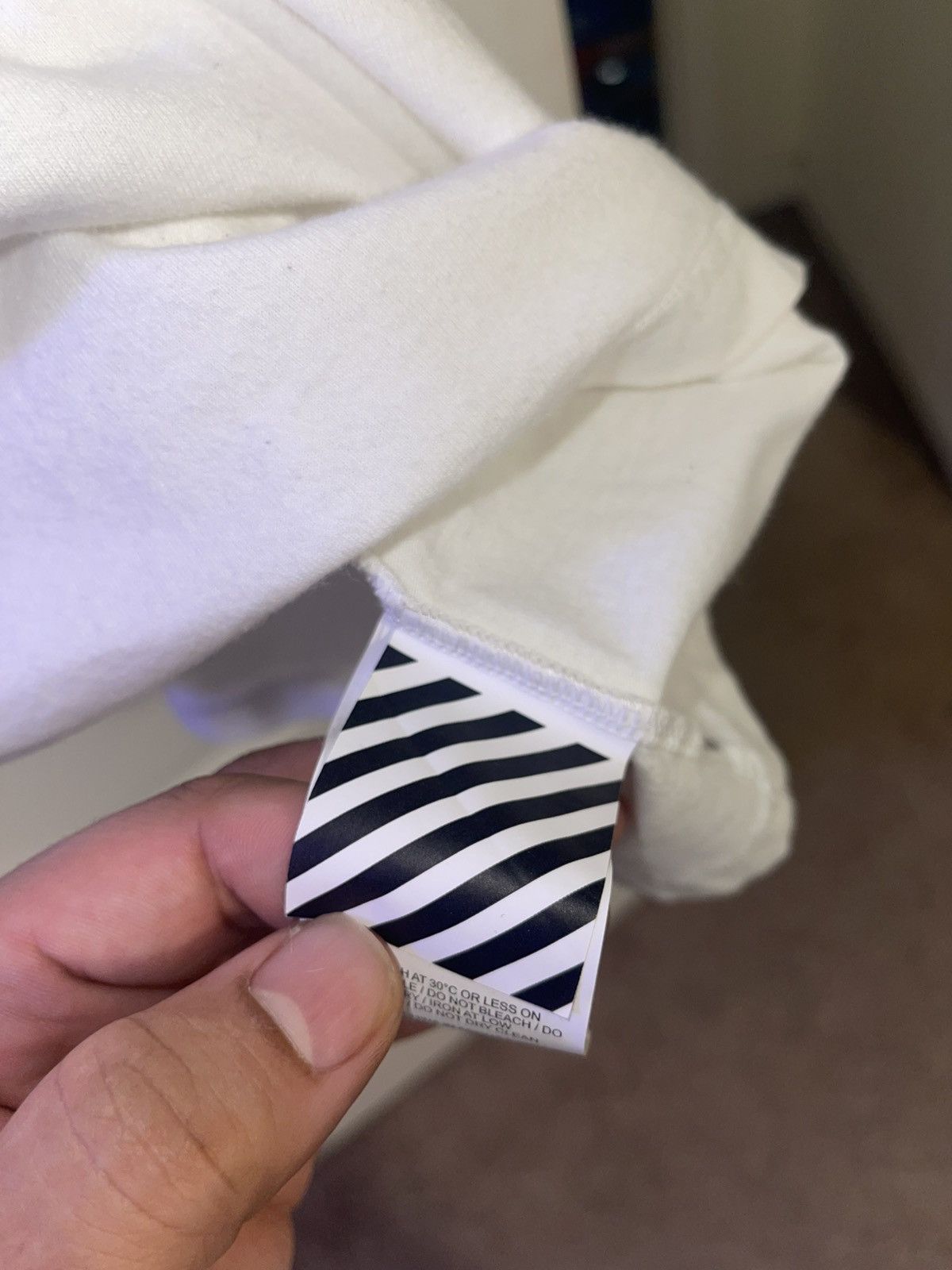 Off-White Off White 2019 Bart Simpson Release Size US XL / EU 56 / 4 - 6 Thumbnail