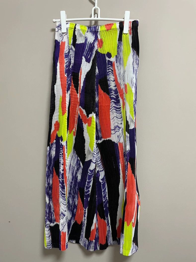 Issey Miyake Issey Miyake size:2 Blue and yellow ink-wash half skirt Size 22" - 3 Thumbnail