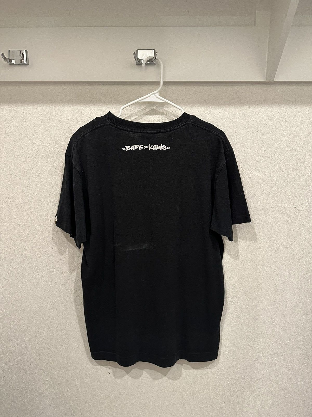 Bape Vintage Bape x Kaws Collab Logo Tee (00’s) Size US L / EU 52-54 / 3 - 2 Thumbnail