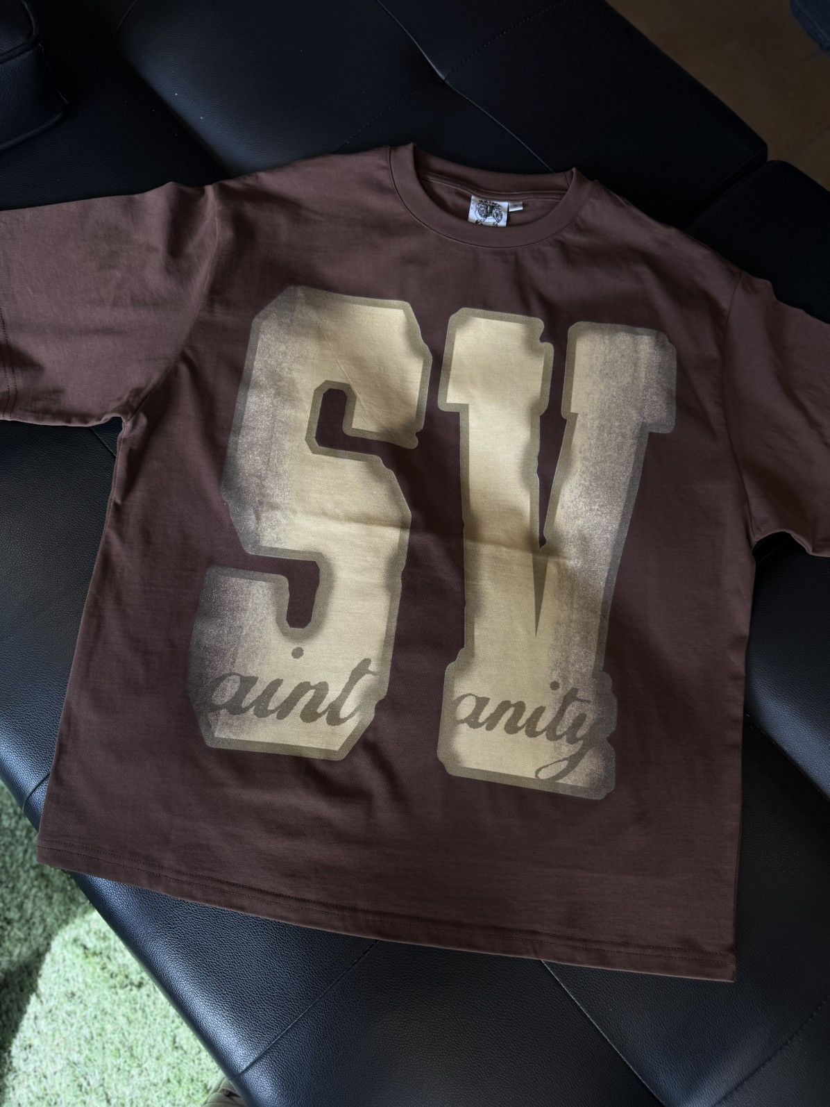 Saint Vanity Saint Vanity UNRELEASED Tee Shirt Logo Brown Size S (NEW) Size US S / EU 44-46 / 1 - 3 Thumbnail
