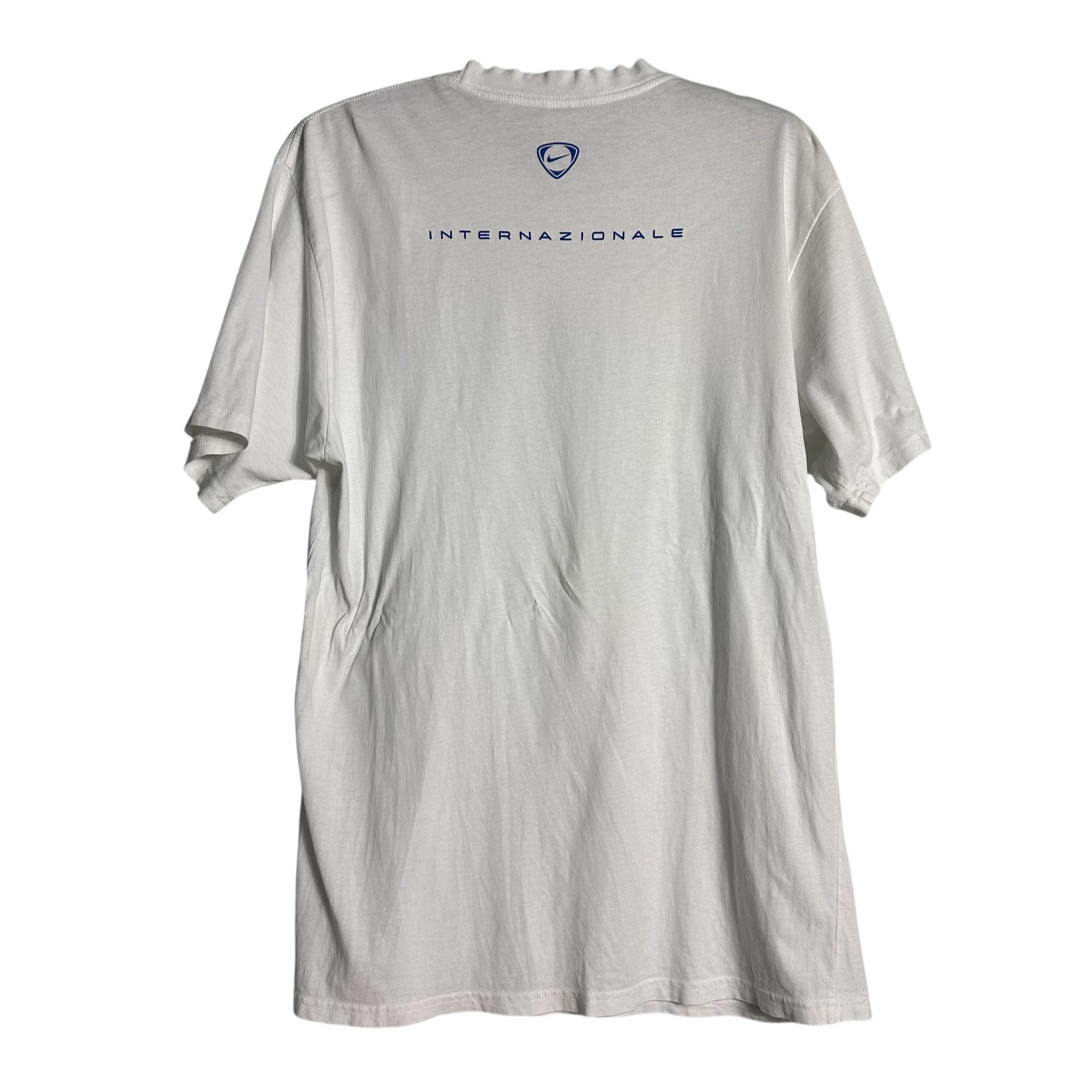 Nike 🔥RARE🔥Vintage Nike x Inter Milan FC Spell Out T-shirt Size US M / EU 48-50 / 2 - 3 Thumbnail