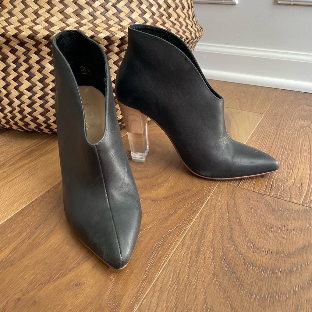 Other 42 Gold Black Leather Kisses Bootie Lucite Wood Tone Heel $1 Size US 7 / IT 37 - 3 Thumbnail