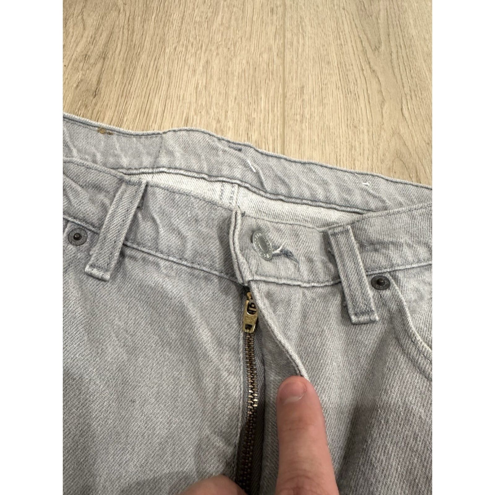 Levi's VINTAGE Levi's Jeans 505 Gray Denim 34x32 Regular Mens Levi's 505 Straight 80s USA Red Tab 34 32 Size US 34 / EU 50 - 5 Thumbnail