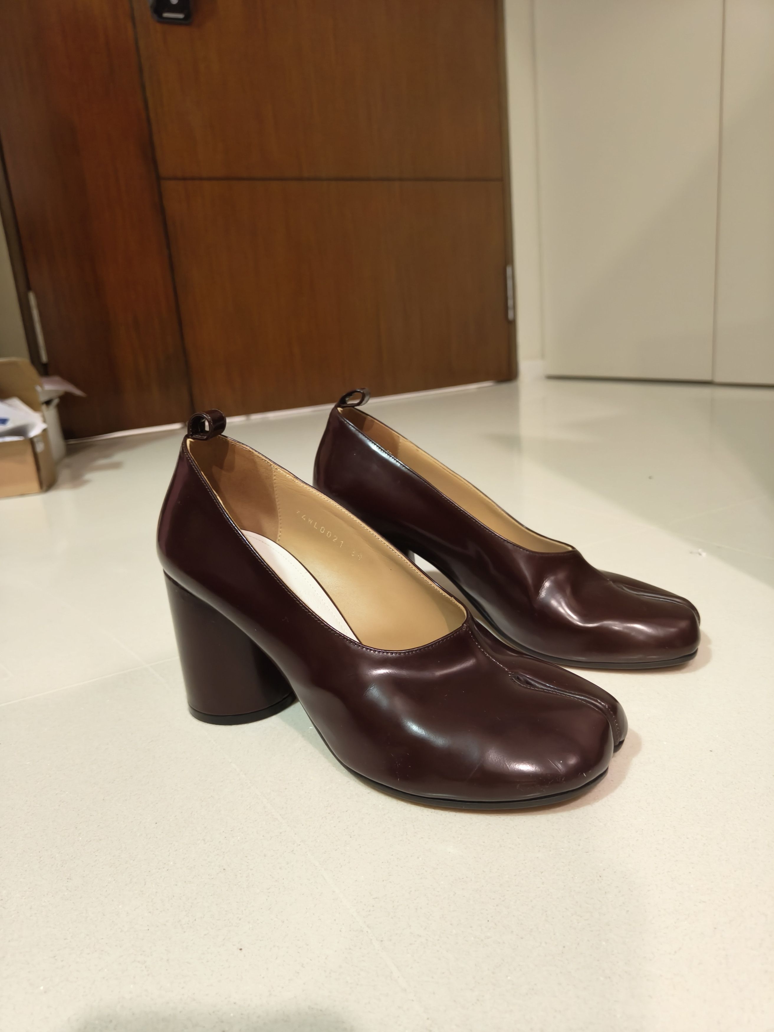Maison Margiela Patent Tabi pumps Size US 9 / IT 39 - 8 Thumbnail