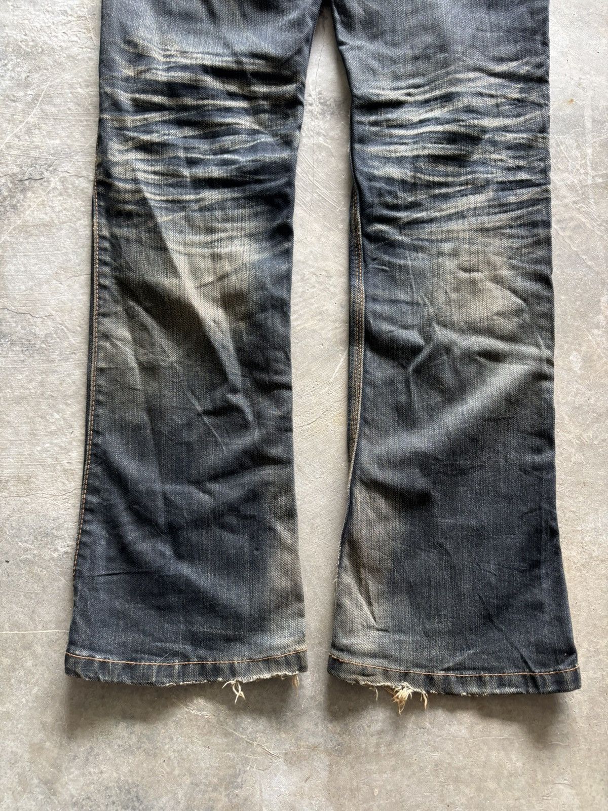 Japanese Brand FLARE DISTRESSED NICOLE CLUB FOR MEN RUSTY WASHED JAPANESE Size US 30 / EU 46 - 23 Thumbnail