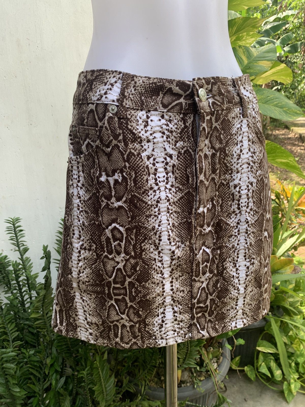 Topshop Topshop MOTO Snakeskin Pattern Print Graphic Mini Skirt Size 27" / US 4 / IT 40 - 2 Thumbnail