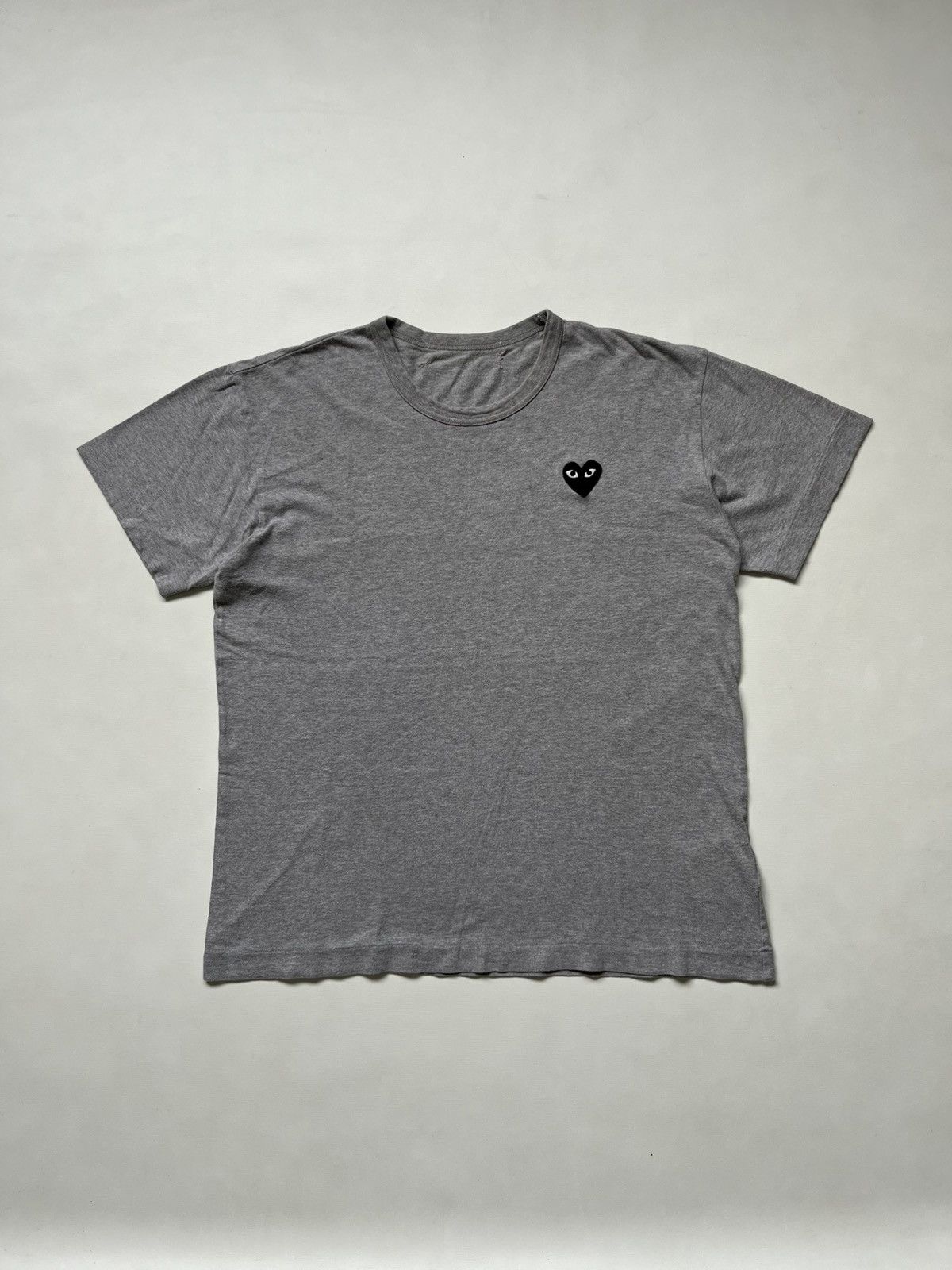 Comme des Garcons PLAY Comme des Garçons PLAY Black Heart Patch T-Shirt Size L / US 10 / IT 46 - 1 Thumbnail