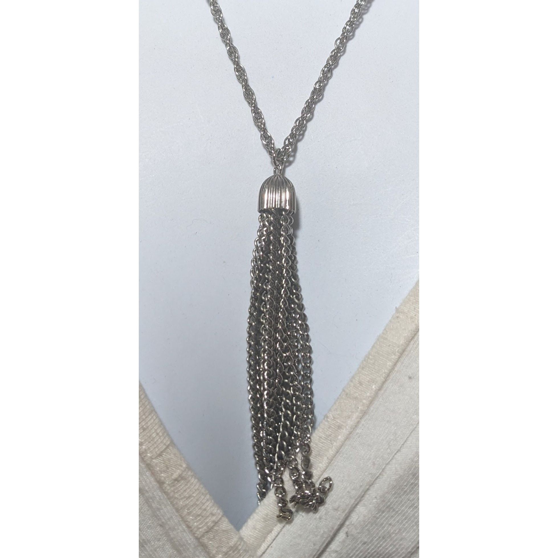 Other Simple Silver Chain Tassel Pendant Necklace Size ONE SIZE - 5 Thumbnail