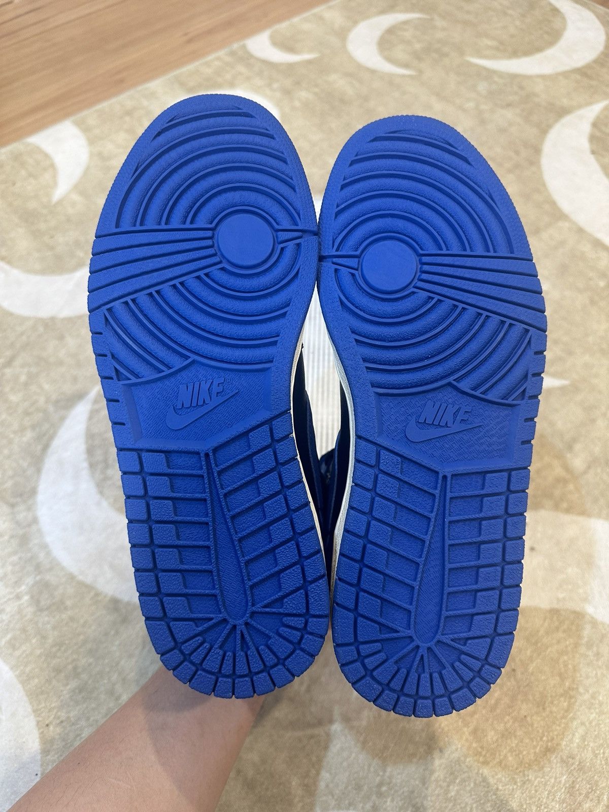 Jordan Brand 2001 Nike Air Jordan 1 - Royal Size US 9.5 / EU 42-43 - 5 Thumbnail