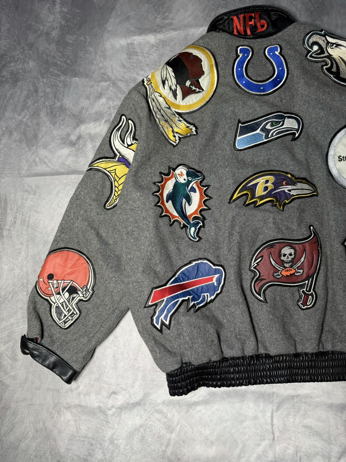Jeff Hamilton × NFL × Reebok Jeff Hamilton x Reebok NFL, jacket. 1990s Size US XXL / EU 58 / 5 - 8 Thumbnail
