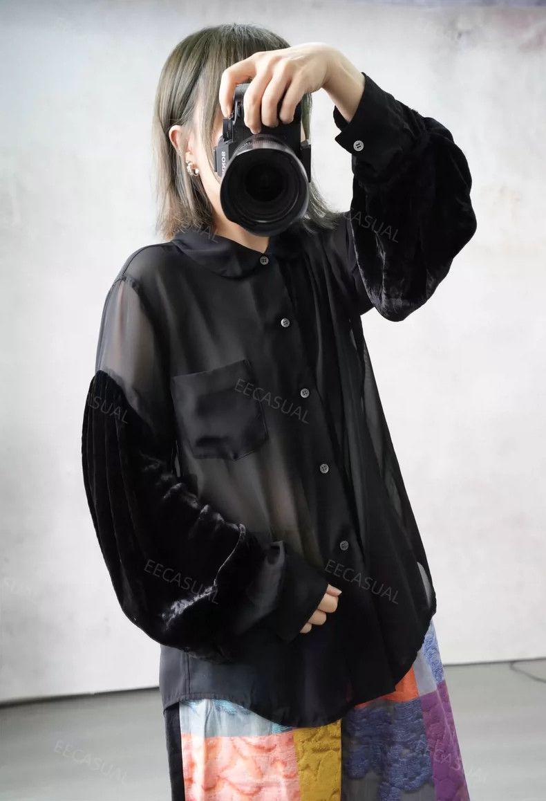 Comme des Garcons Comme Des Garcons Black Velvet Shirt with Lantern Sleeves Size M / US 6-8 / IT 42-44 - 1 Thumbnail