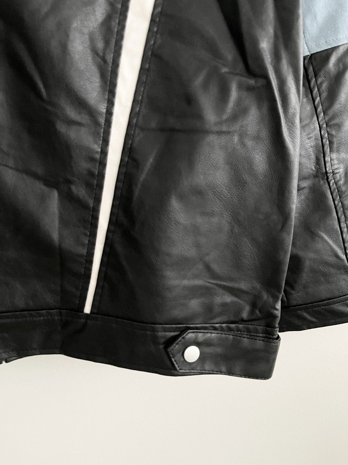 Vintage STEAL! Y2K Japan Anime Character Biker Leather Jacket (L) Size US L / EU 52-54 / 3 - 6 Thumbnail