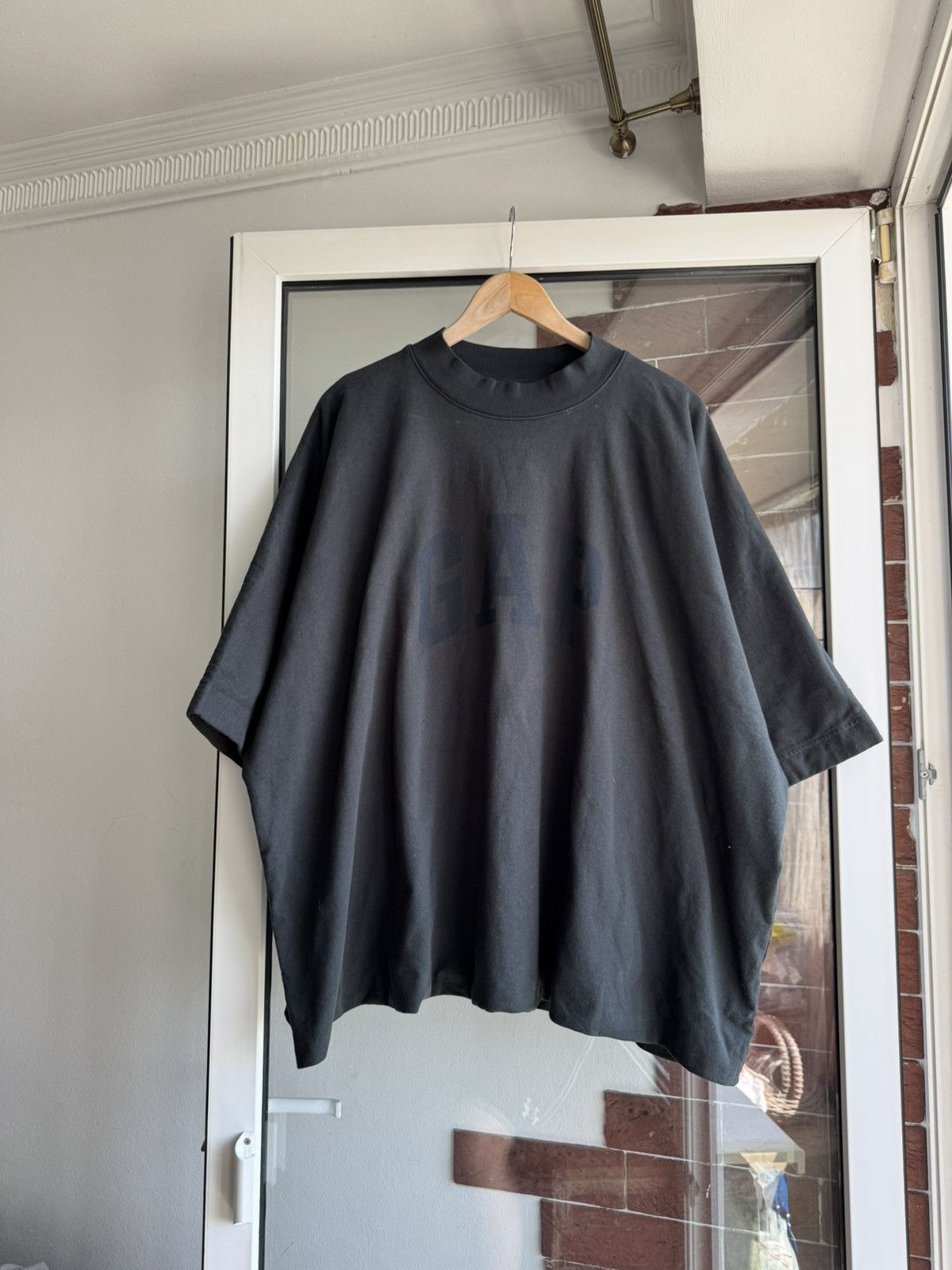 Balenciaga × Gap × Yeezy 🇺🇸🕊️Yeezy Gap Balenciaga Tshirt Size US XL / EU 56 / 4 - 7 Thumbnail