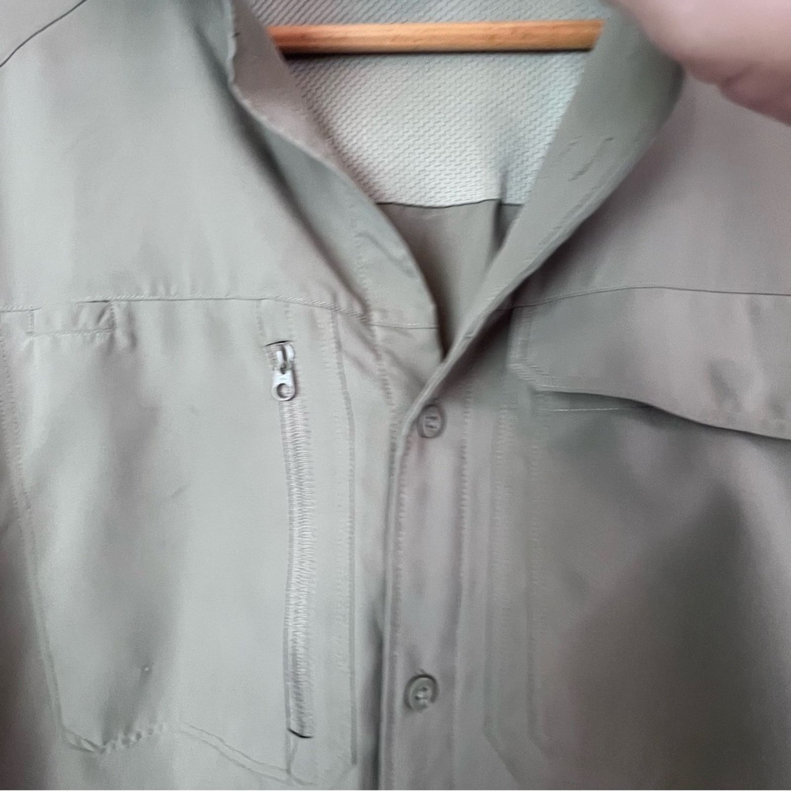Under Armour Under Armour Khaki Tactical Utility Shirt Men’s Size Large Size US L / EU 52-54 / 3 - 9 Thumbnail