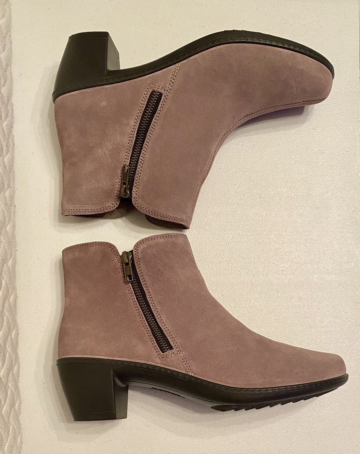 Other Hotter 🏴󠁧󠁢󠁥󠁮󠁧󠁿 Comfort Concept Suede Center Seam Chelsea Boot 9 Size US 10.5 / IT 40.5 - 3 Thumbnail