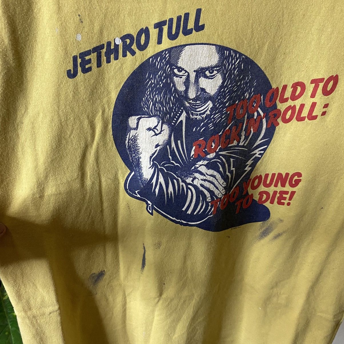 Band Tees Vintage Y2K Jethro Tull Too Old to Rock & Roll T Shirt Size US L / EU 52-54 / 3 - 3 Thumbnail