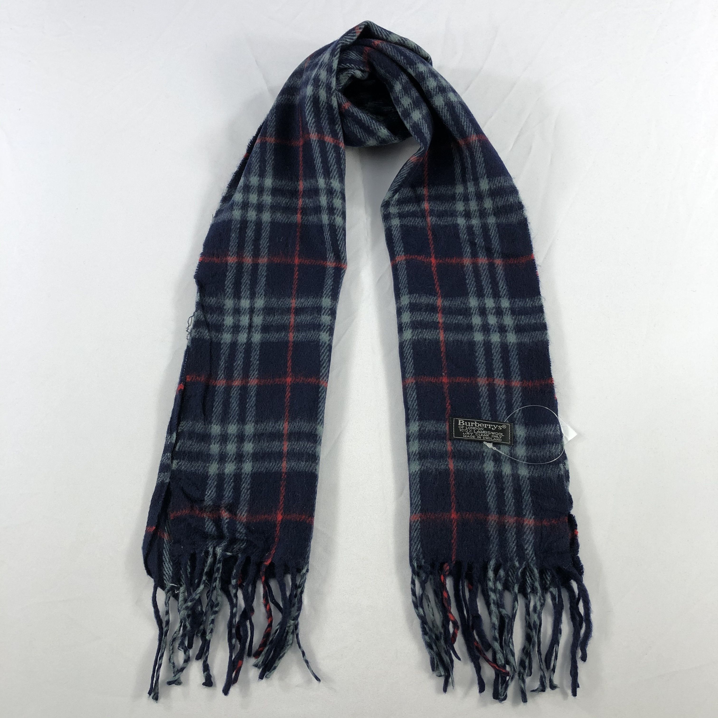 Burberry × Vintage Vintage Burberry Scarf - WW3312 Size ONE SIZE - 1 Thumbnail