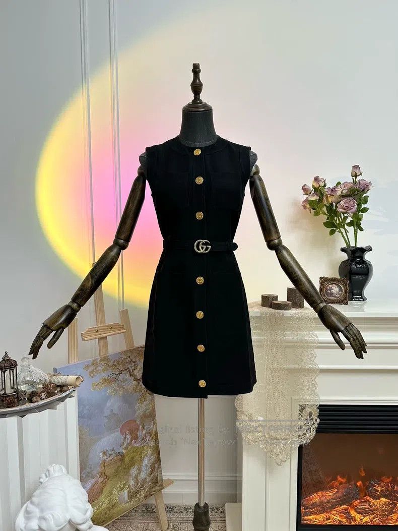 Gucci Gucci Double G wool silk blended vest dress Size XS / US 0-2 / IT 36-38 - 1 Thumbnail