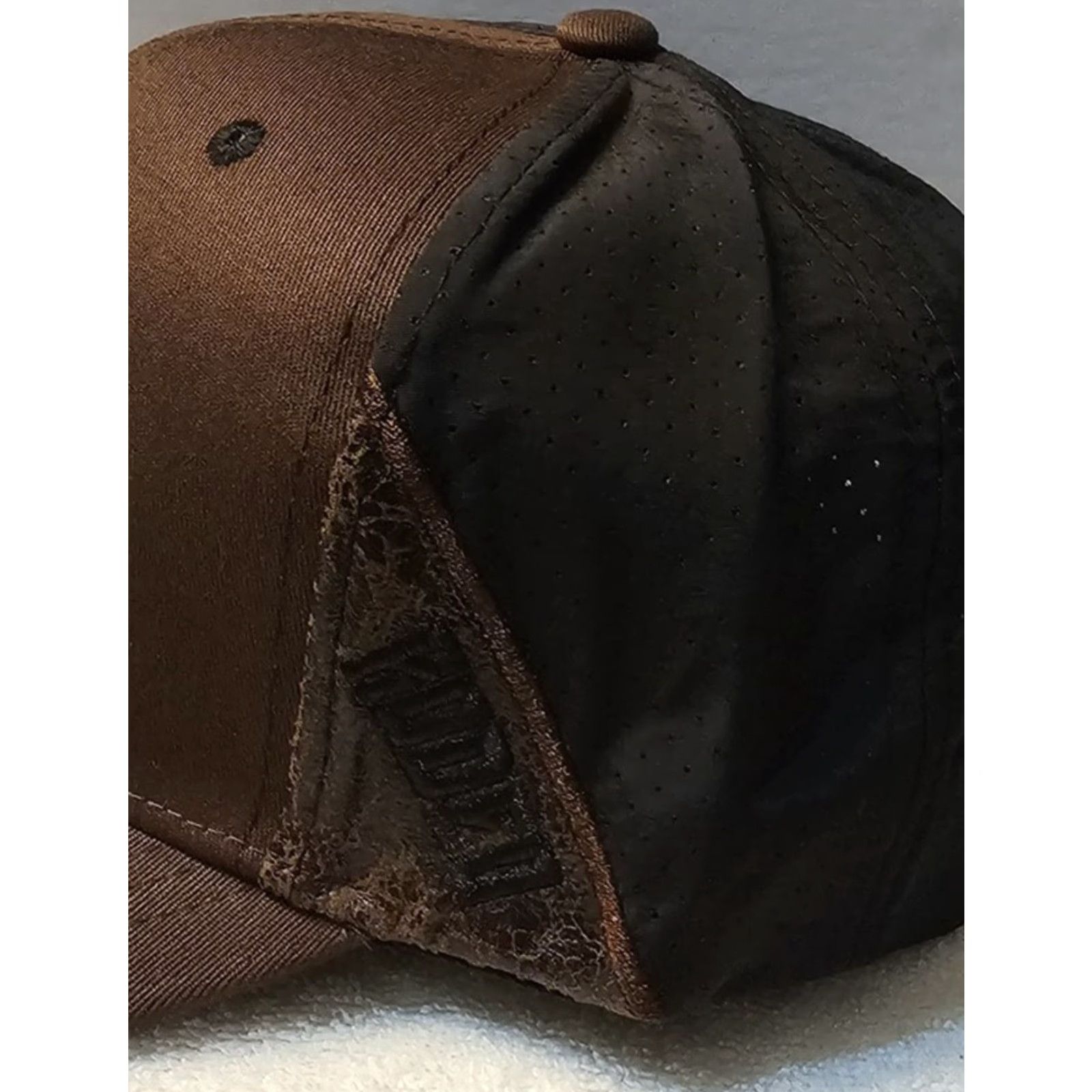 Vintage RODEO COWBOY BUCKING HORSE BRONC RIDING ROUNDUP SNAPBACK BASEBALL CAP COWBOY RODEO BUCKING HORSE BRONC RIDING ROUNDUP SNAPBACK BASEBALL CAP Size ONE SIZE - 3 Thumbnail