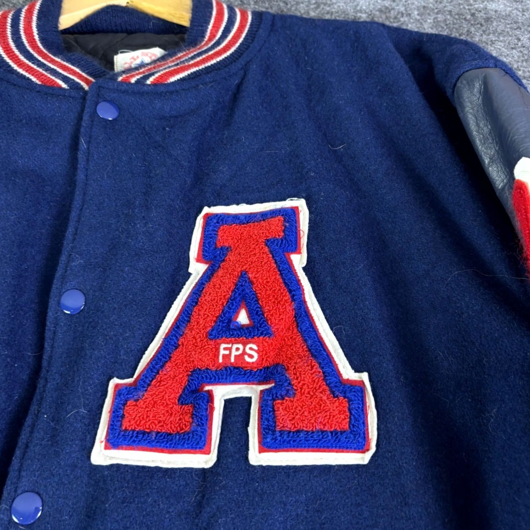 Vintage VINTAGE All Star Sports Falcons Varsity Jacket XL Navy Wool Leather Sleeves USA Varsity Jacket Wool Leather Sleeves Navy XL Mens Womens Boys Girls Size US XL / EU 56 / 4 - 7 Thumbnail