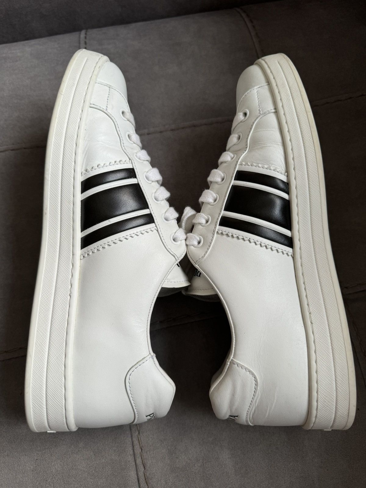 Prada Prada men sneakers SZ UK8 study insole measurements in photo Size US 9.5 / EU 42-43 - 4 Thumbnail