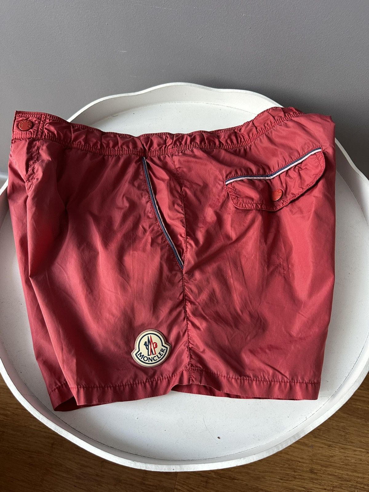 Moncler Moncler swimshorts swimwear faded red worn rubber logo Size US 32 / EU 48 - 10 Thumbnail