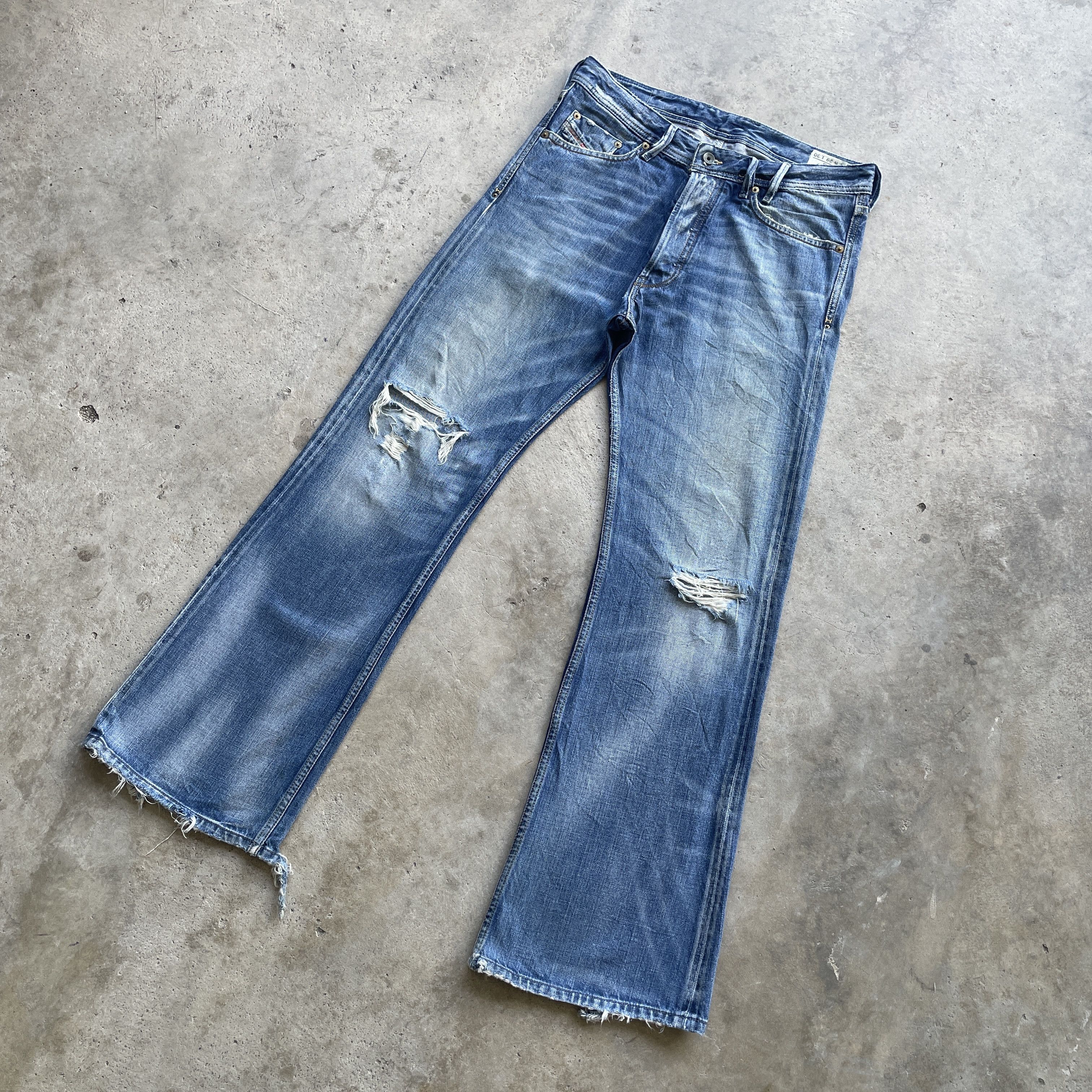 Diesel Vintage Diesel Industry Distressed Wash BootCut Jeans Pants Size US 32 / EU 48 - 1 Thumbnail