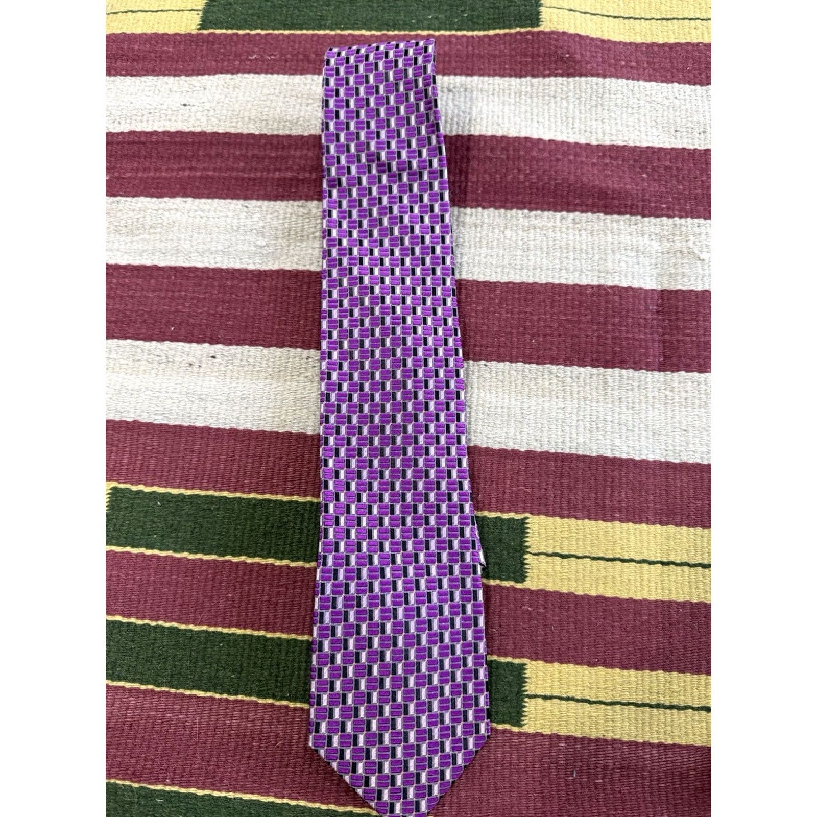 Vintage John H. Daniel Silk Necktie Purple Geometric Pattern Tie Men Classic Luxury 100% Silk Italy Modern Mens Size ONE SIZE - 3 Thumbnail
