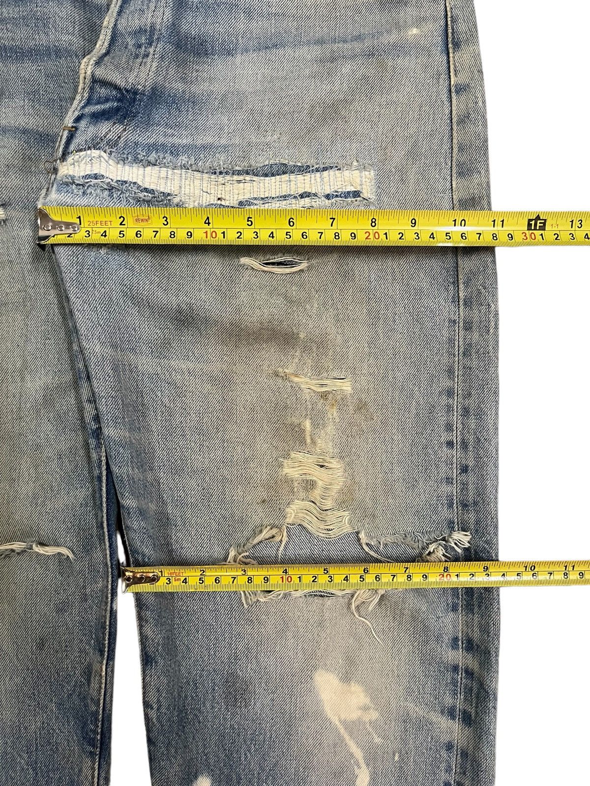 Levi's Vintage 70s Levis 501 Selvedge Button Stamp #2 Destroy Jeans Size US 34 / EU 50 - 18 Thumbnail