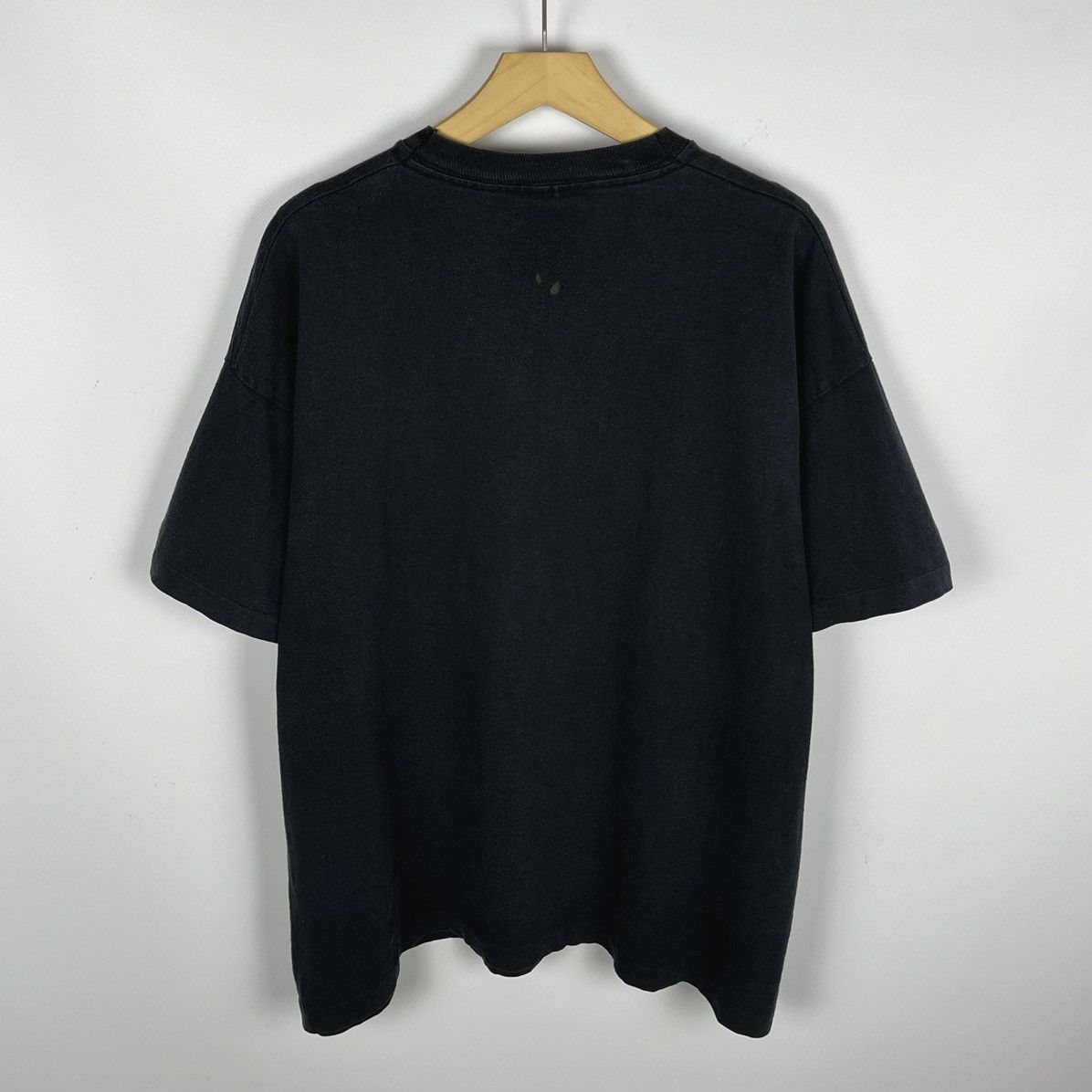 Drink Beer Save Water Vintage New Castle beer single stitch faded tee 90’s Size US XL / EU 56 / 4 - 14 Thumbnail