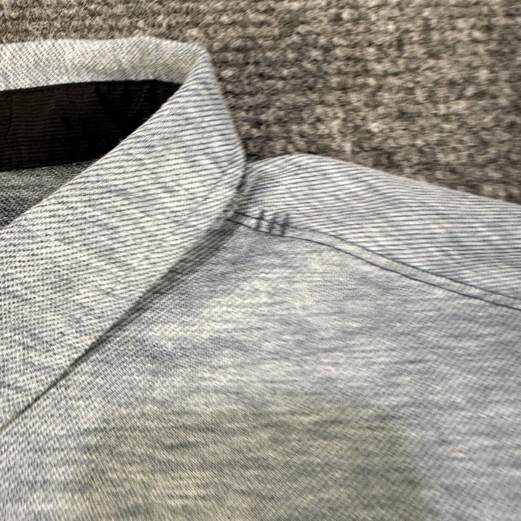 Lululemon Lululemon Polo Shirt Mens Large Gray Heather Performance Golf Athletic Stretch Size US L / EU 52-54 / 3 - 6 Thumbnail