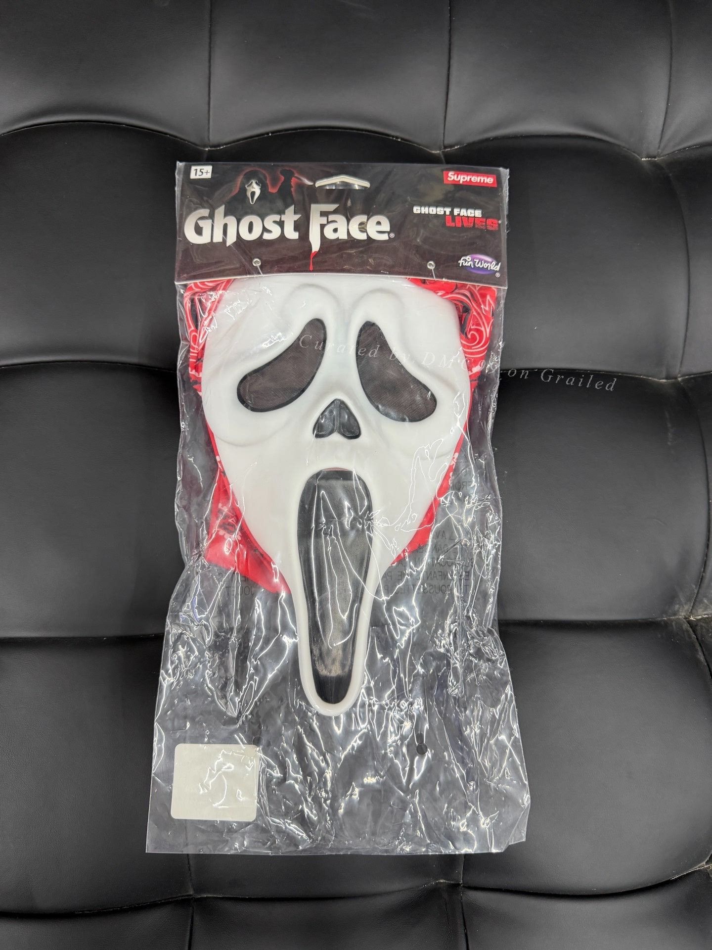 Supreme Supreme Red Bandana Pattern Mask Size ONE SIZE - 1 Thumbnail