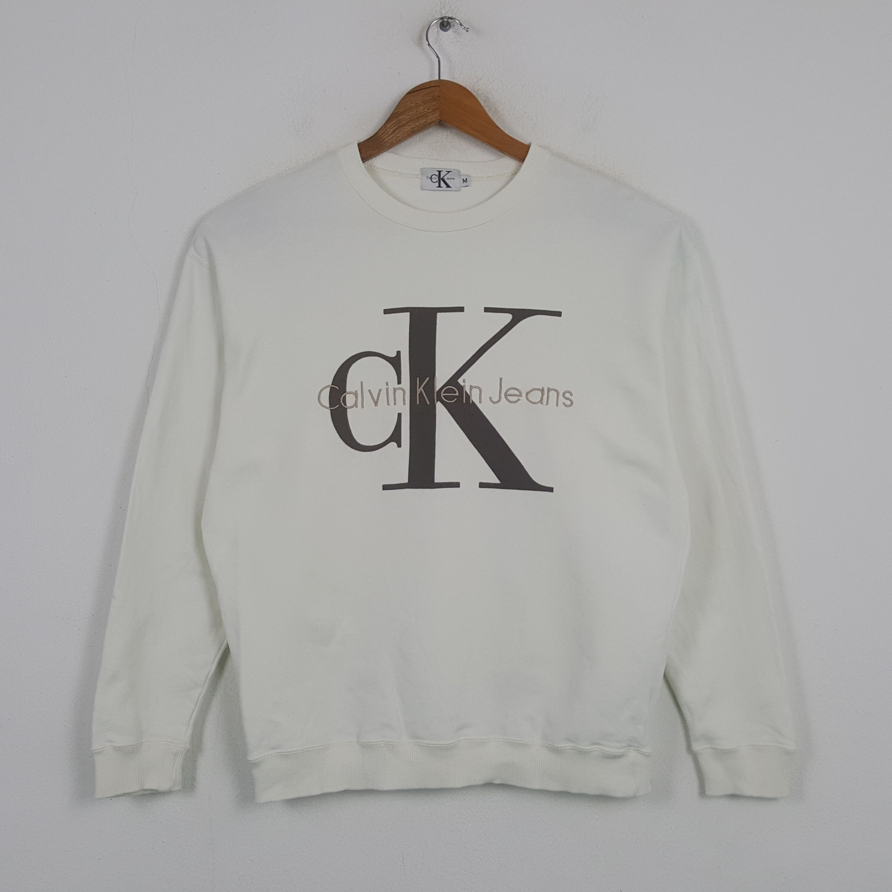Calvin Klein × Vintage Vintage CALVIN KLEIN Fashion Brand Sweatshirt C295N5 Size US M / EU 48-50 / 2 - 1 Thumbnail