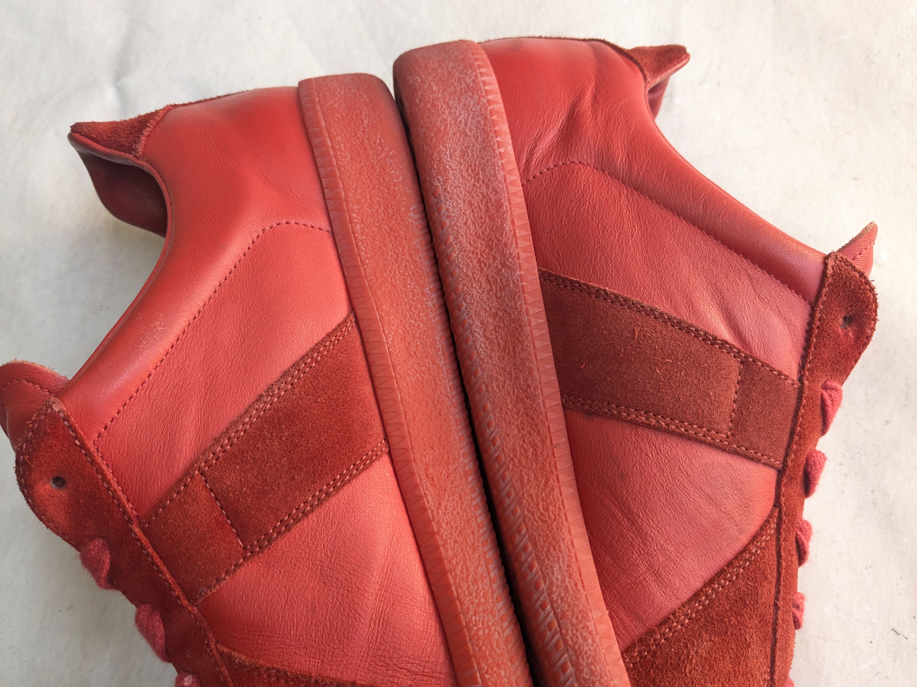 Maison Margiela Maison Margiela GAT Replica Red 12 45 Low Suede Size US 12 / EU 45 - 11 Thumbnail